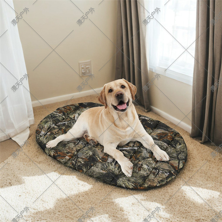 Portable Waterproof Folding Pet Mat In Camouflage - Image 2