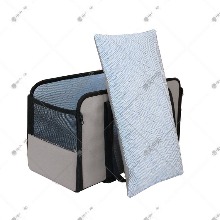 Summer Cooling Three-Use Car Pet Bed Ice Silk - Image 4
