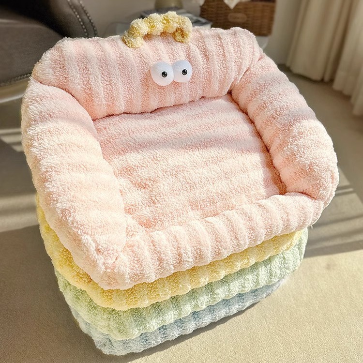 Dog Bed Pet Small Dog Cat Sleeping Mat Big Eye Moon Velvet Sofa - Image 4