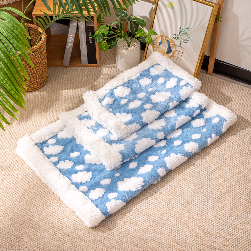 Pet Blanket Winter Warm Cat Quilt All Season