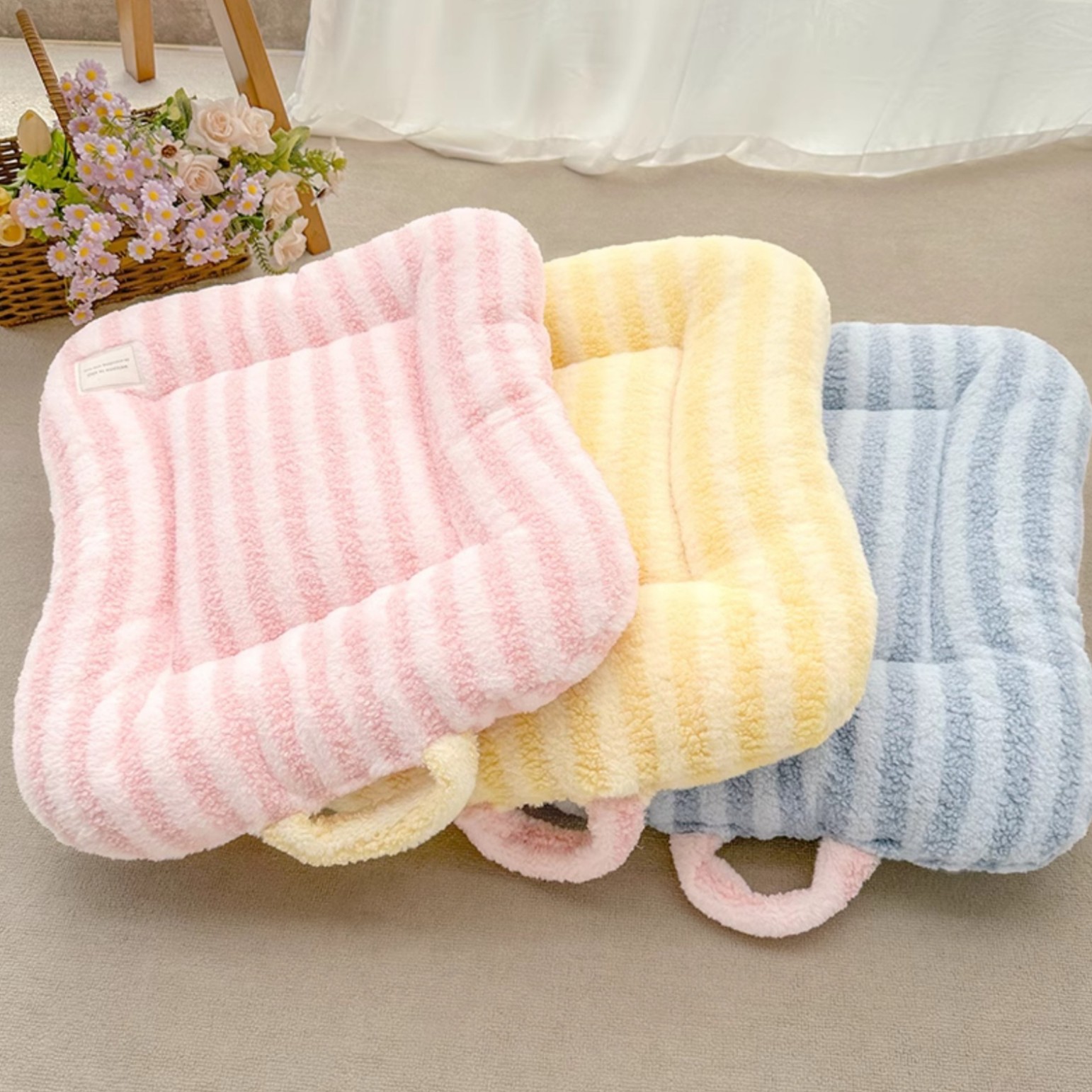 Moon Velvet Cat Bed Mat Four Seasons Universal - Image 2