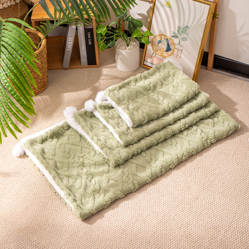 Pet Blanket Winter Warm Cat Quilt Four Seasons Cat Mat - Image 2
